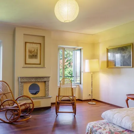 Torre By Interhome * Porto Valtravaglia